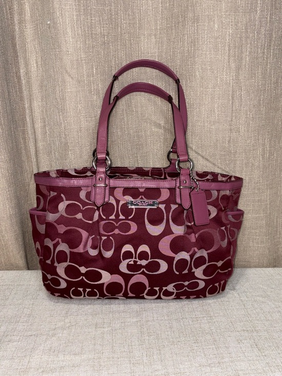 Coach Handbags - Coach Gallery Optic Signature Tote in Burgundy and Pink